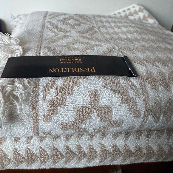 NWT Pendleton Sundown Cement Bath Towels Set of 2 - Picture 3 of 7